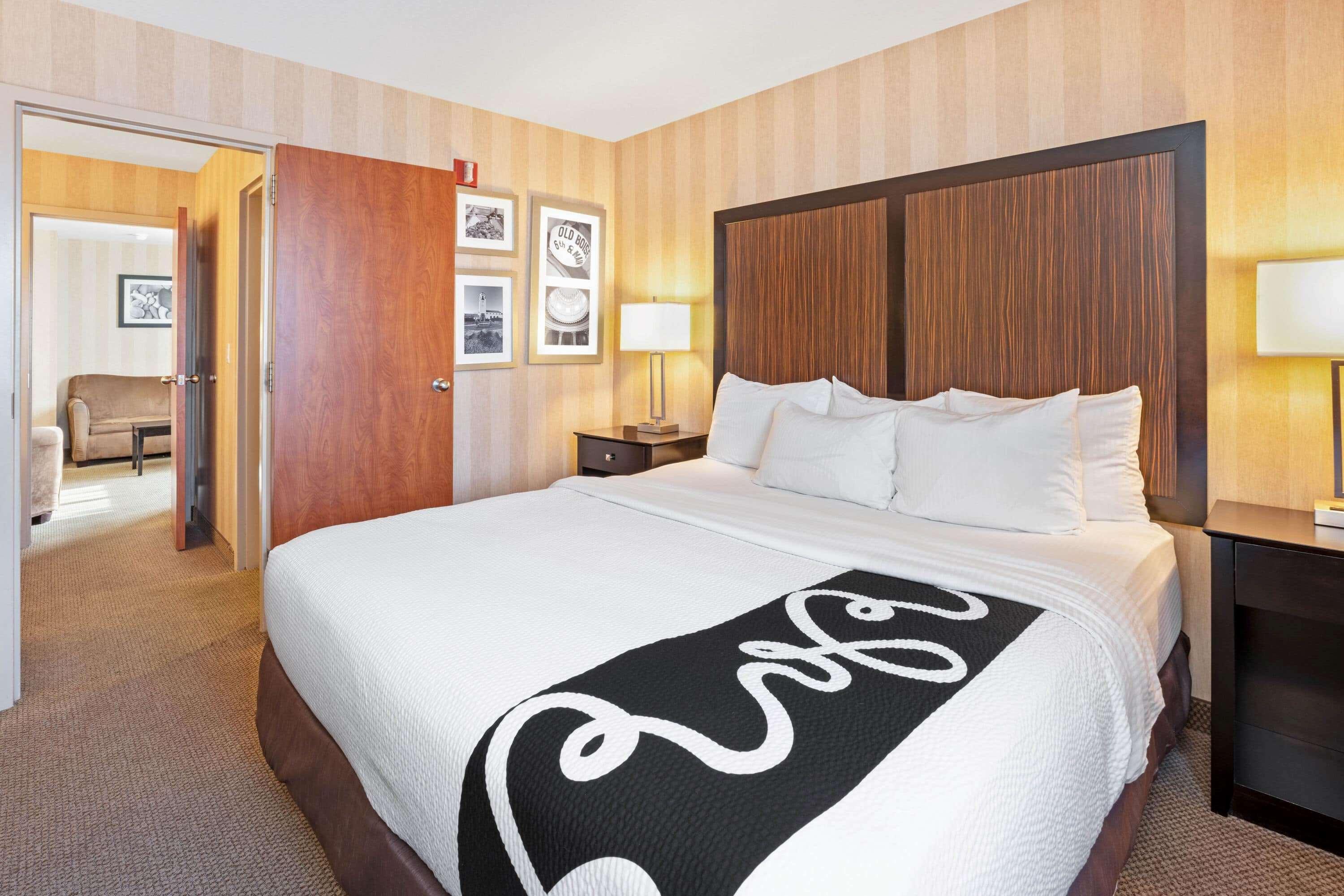 Отель La Quinta By Wyndham Boise Towne Square Экстерьер фото